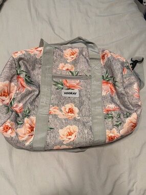 Vooray Burner Gym Duffel Bag Light Gray With Pink Orange Flowers Floral